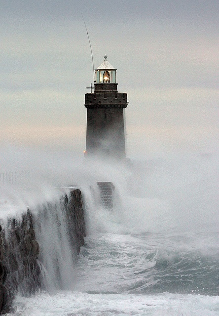 PHARE BRETAGNE